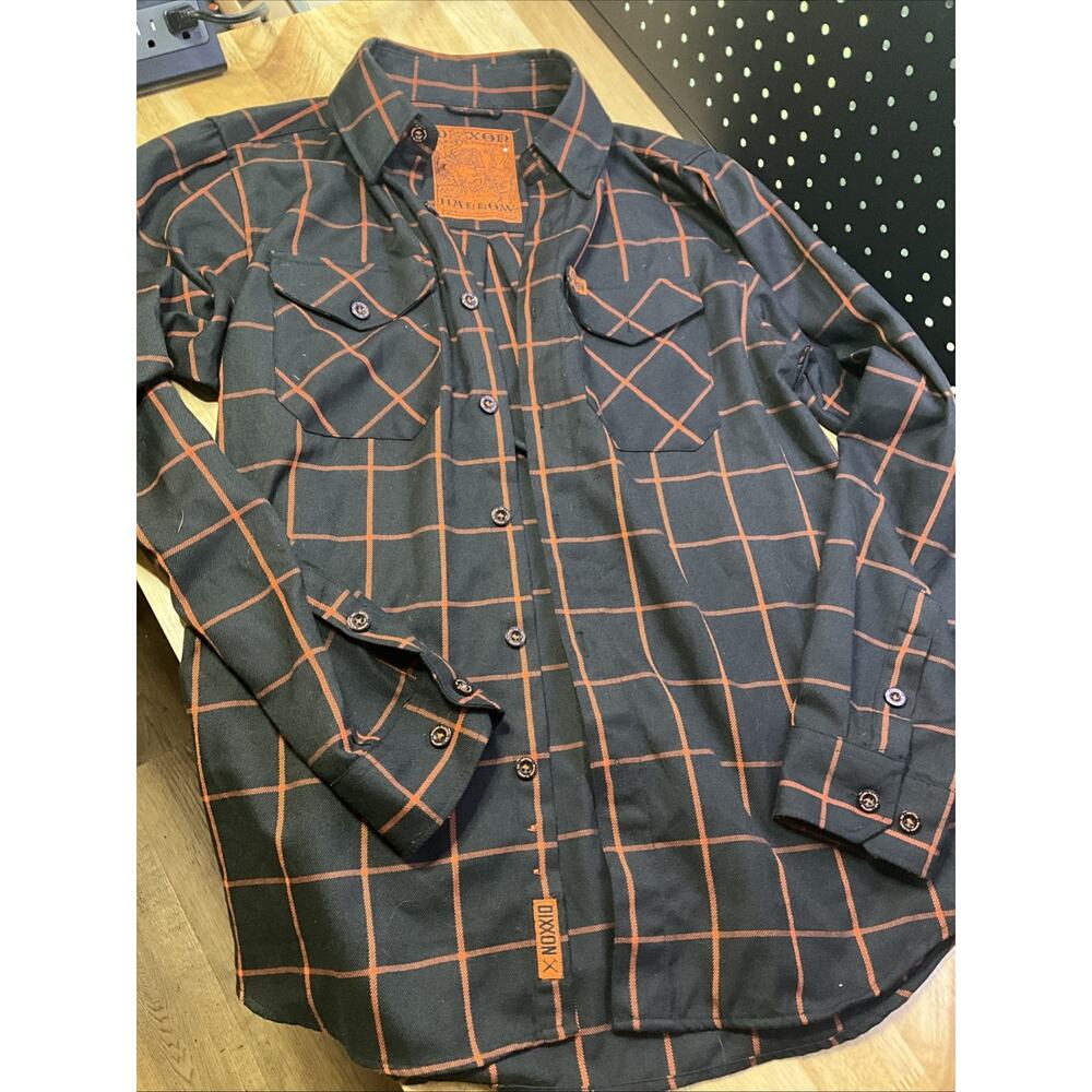 DIXXON FLANNEL - HALLOW - MENS SMALL - EXCELLENT CONDITION